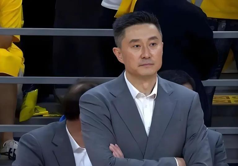 开云-广东队赛季总结：国内球员引援失败，球队无缘前四杜锋责任重大